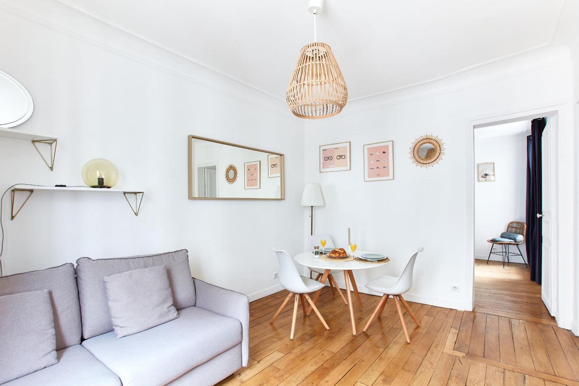Montmartre & Rue Durantin - 1Br - Cityapartmentstay Париж Экстерьер фото